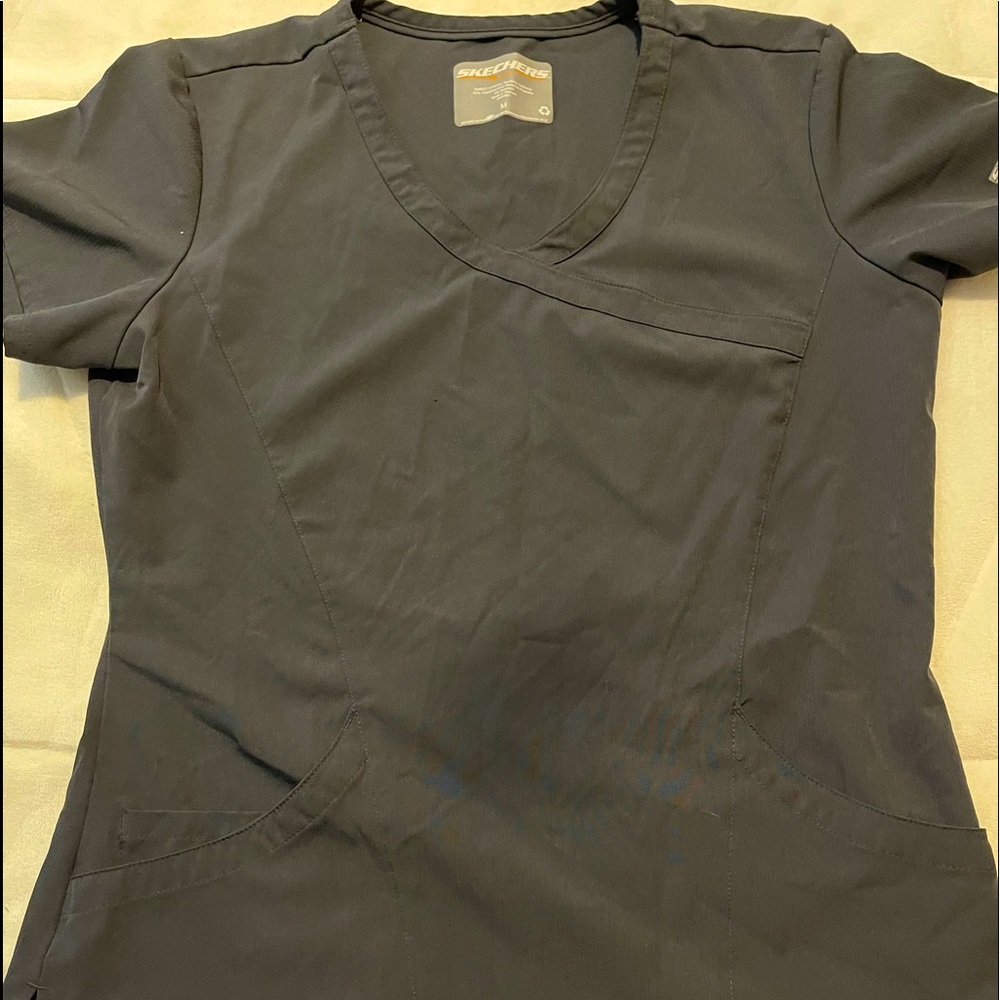 Scrub top